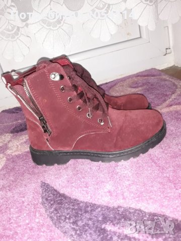 Червени боти, снимка 2 - Дамски боти - 27304830
