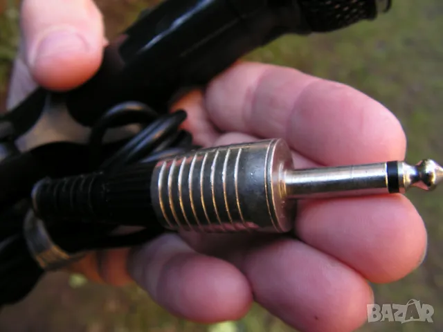 Вокален динамичен микрофон Fico UDM-326, снимка 14 - Микрофони - 48895937