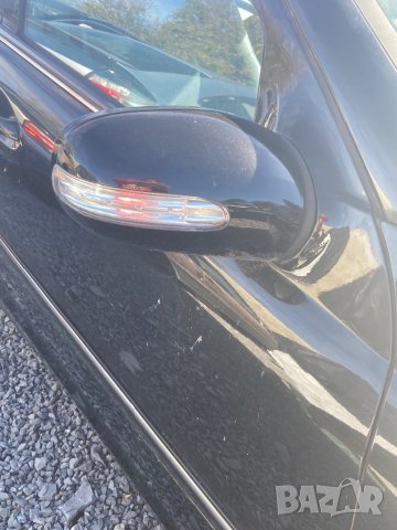 203 ц класа дясно огледало фейслифт черно с мигач оригинално