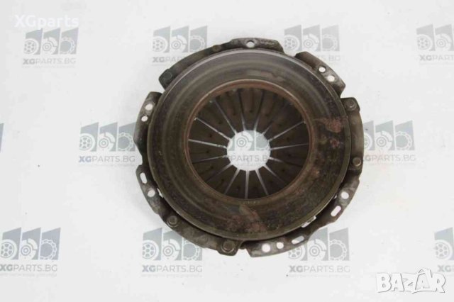 Притискателен диск за Toyota Corolla E12 2.0d4d 90 к.с. (2001-2007), снимка 2 - Части - 43921520