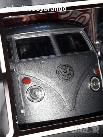 Volkswagen T1 van samba. 1.25  Maisto .TOP  TOP  TOP  RARE  MODELS., снимка 13 - Колекции - 43941952