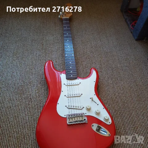 Squier Strat  by Fender 2004, снимка 5 - Китари - 50203196