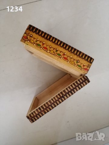 Дървена кутия 12 x 12 h 4.5 cm. , снимка 3 - Други стоки за дома - 37228364