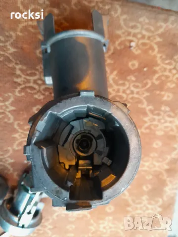 Контактен ключ ,патрон и заготовка за ключа и секрети за патрон за Форд Конект 2014–2019 , снимка 5 - Части - 48669743