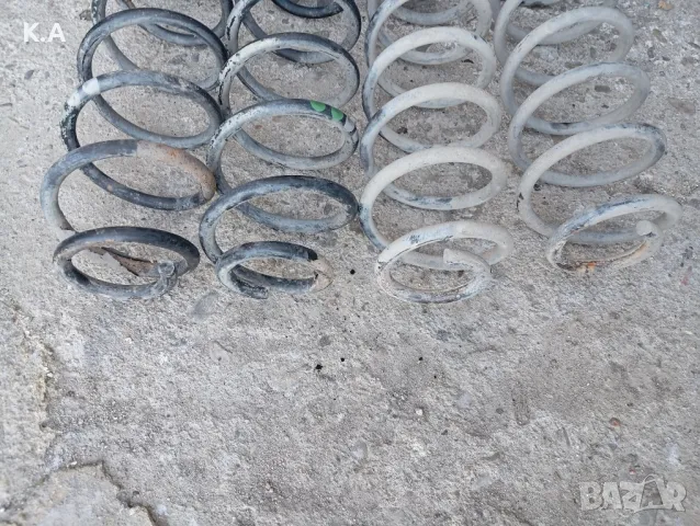 Задни пружини VW Golf 4, снимка 2 - Части - 49404500