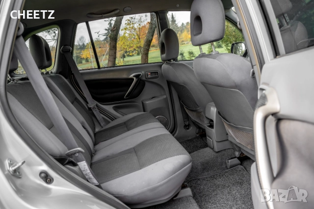 Toyota RAV-4 D4D, снимка 9 - Автомобили и джипове - 52420858