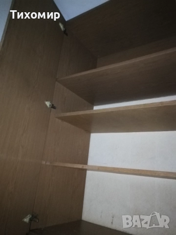 Голям стенен шкаф 150/50/92 с рафтове (Възможен транспорт)