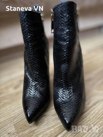 Боти PIER LUCCI, естествен лак, отлично състояние, р-р 38