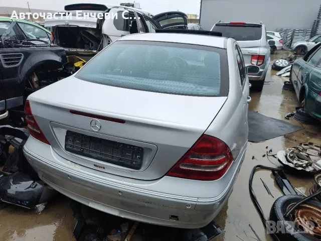Мерцедес ц270цди автомат Mercedes w203 2.7cdi на части, снимка 2 - Автомобили и джипове - 47951652
