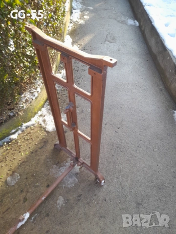 Станок от шевна машина, снимка 3 - Антикварни и старинни предмети - 53342775