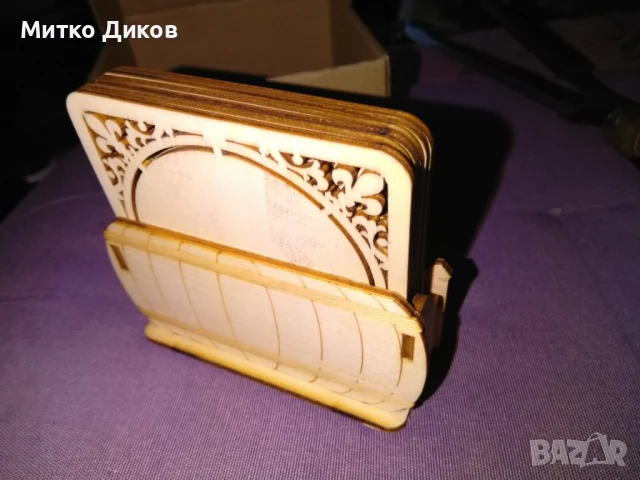 Дървени подложки за бира нови 6 броя с изгледи от Прага, снимка 5 - Декорация за дома - 51009358