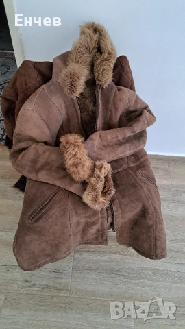 Нов Дамски кожух 3/4 с качулка