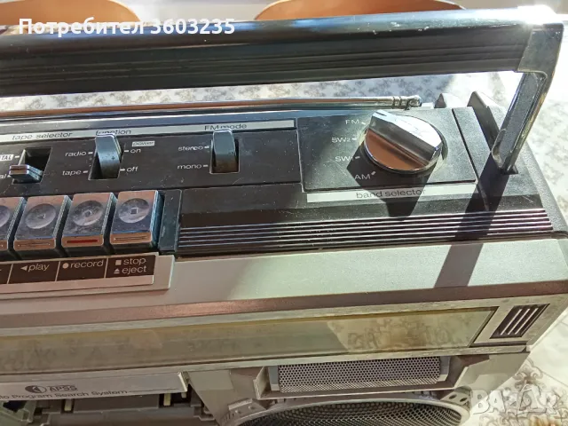 Касетофон ШАРП 6363, снимка 3 - Радиокасетофони, транзистори - 48490877