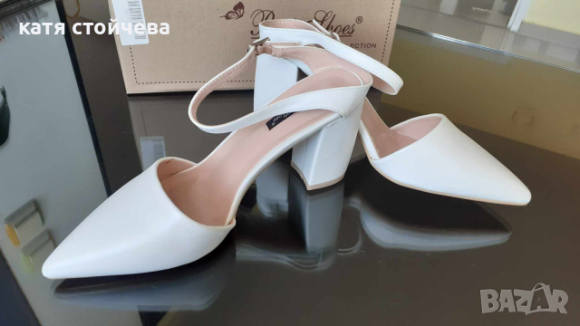 бели обувки, снимка 1 - Дамски обувки на ток - 44900762