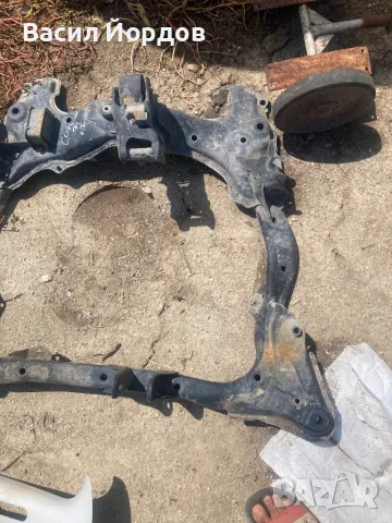 Преден мост за Хонда Сивик 7 Honda Civic VII Hatchback (03.1999 - 02.2006), хечбек, снимка 2 - Части - 48484488