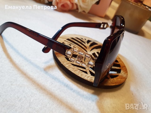 Дамски слънчеви очила / кафяви / интересна рамка с детайл + Подарък Кутия/Опаковка, снимка 2 - Слънчеви и диоптрични очила - 37599559