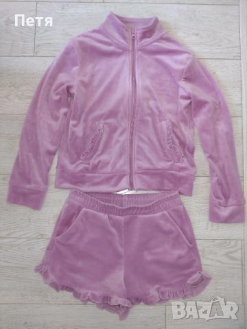 Два комплекта плюшени къси панталони и горнища - 7-9 години , снимка 2 - Детски комплекти - 51464477