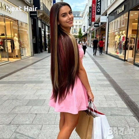 Тъмно червена бордо права синтетична перука 80 см с дантела 13х4 и руси и кафяви акценти