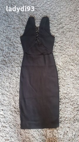 Малка черна рокля, снимка 2 - Рокли - 26730405