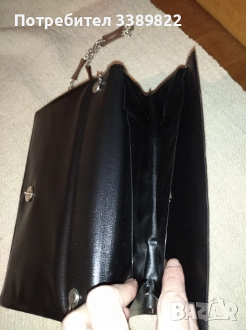 Дамска чанта , снимка 2 - Чанти - 52713894