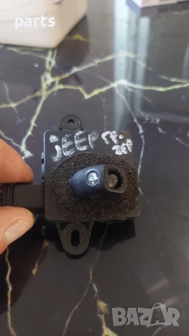 Светлинен Сензор
Jeep Гранд Чероки - 56042584AA, снимка 7 - Части - 51058600