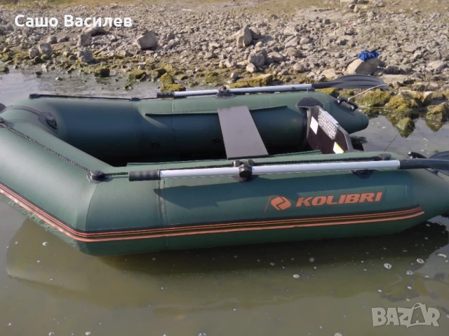 Надуваима лодка 2.40 с двитател 3.3 к.с