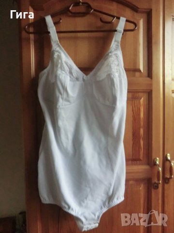 Стягащо и оформящо боди 90С