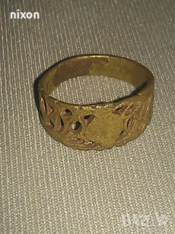 Пръстен, снимка 2 - Антикварни и старинни предмети - 51986855