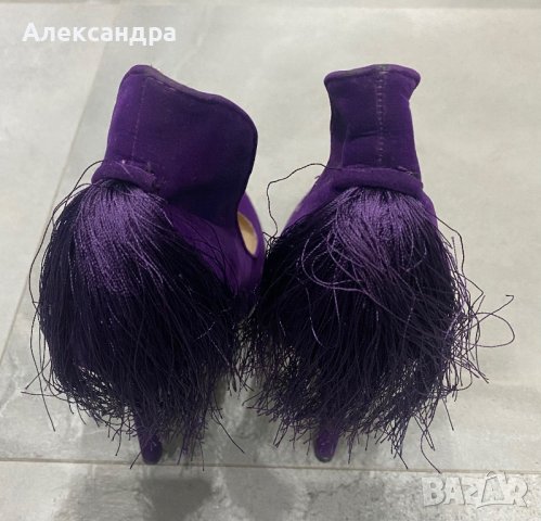 Обувки с пискюл, снимка 4 - Дамски обувки на ток - 44068934