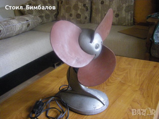 Стар работещ съветски вентилатор производство 1969 година , снимка 2 - Антикварни и старинни предмети - 43046915