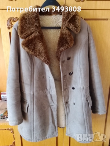 Стар мъжки кожух от социализма 