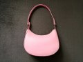 Малка дамска кожена чанта за рамо в розов цвят, снимка 9