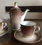 Порцеланов сервиз за кафе с 2 чаши и каничка, снимка 1 - Сервизи - 32438952