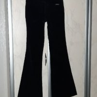 Дамски черни джинси тип Чарли, размер XS, снимка 1 - Дънки - 43553290