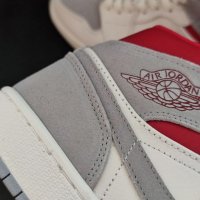 Нови Оригинални Обувки Размер 41 Nike Air Jordan 1 Mid Past Present Future Маратонки Кецове Shoes , снимка 4 - Кецове - 40328267