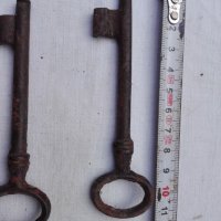стари ключове , снимка 3 - Антикварни и старинни предмети - 27779242
