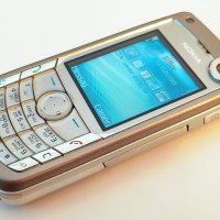  Nokia 6680 много запазен, на 25 минути разговори, 100% оригинален, Made in Finland, снимка 1 - Nokia - 43908788
