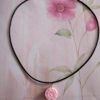 Колиета за момиче "Бисквитки в розово и синьо", снимка 2 - Колиета, медальони, синджири - 33537104