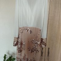 Бляскава рокля в бежов цвят , снимка 10 - Рокли - 40601359