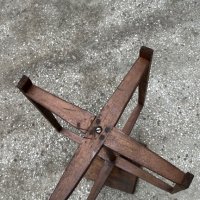 Старинен инструмент за прежда, снимка 7 - Антикварни и старинни предмети - 43409283