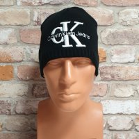 Нова зимна шапка на марката CK, Calvin Klein с бяло лого, снимка 4 - Шапки - 43280725