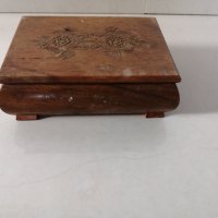 Дървена кутия 16 х 11.5 h 6.5 cm. , снимка 1 - Други стоки за дома - 37902695