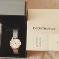 Часовник дамски Emporio Armani, снимка 4 - Дамски - 38414709