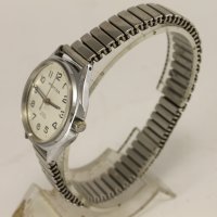 Pratina Дамски Швейцарски Ръчен Часовник, снимка 5 - Антикварни и старинни предмети - 39417106