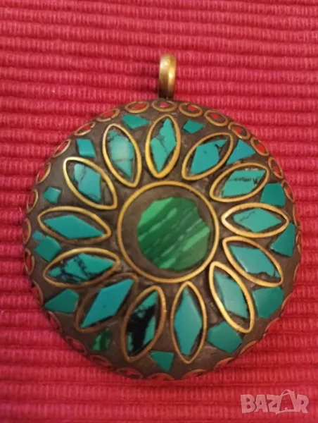 Винтидж тибетски тюркоазен медалион, висулка във формата на лотосово цвете. , снимка 1