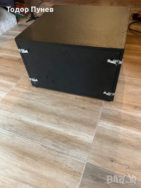 6 u rack кейс за усилвател , снимка 1