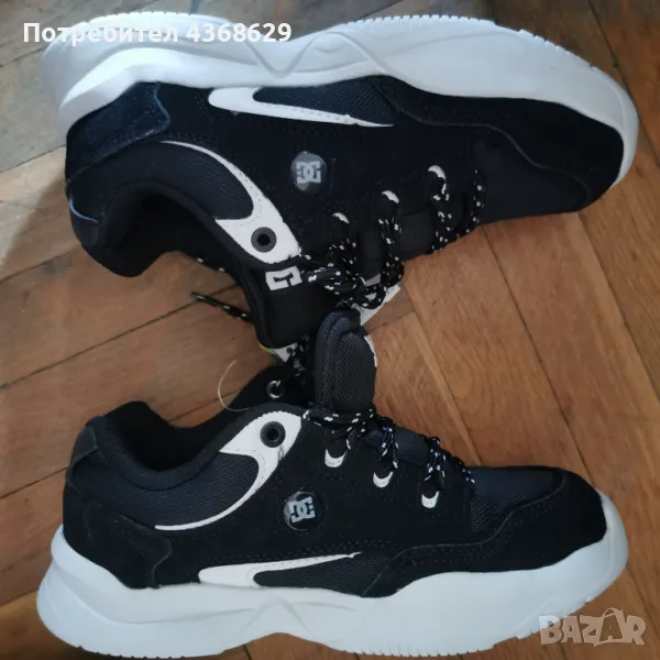 Нови обувки DC, размер 37.5, снимка 1