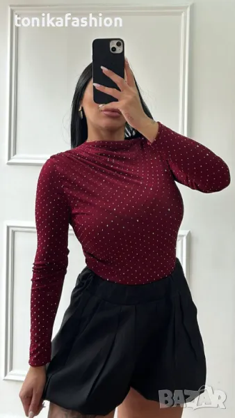 Блуза с камъчета , снимка 1