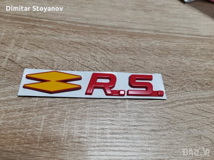 Renault RS Рено Р.С емблема жълто с червено, снимка 1