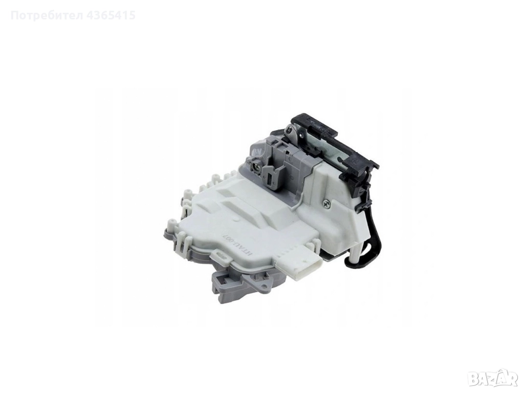 Брава за Audi Q7 4L за задна лява врата 8K0839015C, снимка 1